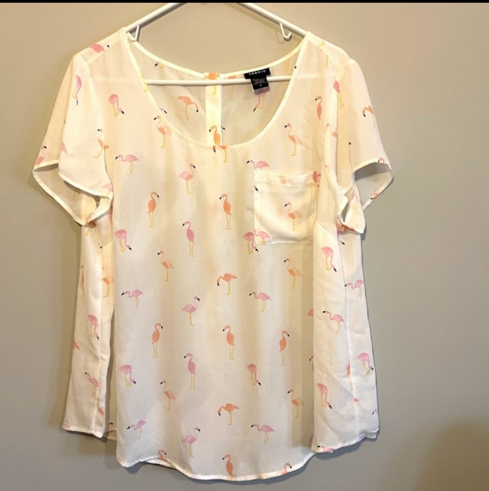 Torrid Flamingo Print Blouse Button Down Back Women's Plus Size 00